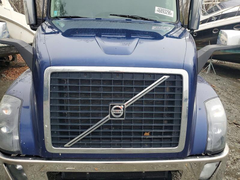 2018 Volvo VN VNL-Semi Truck