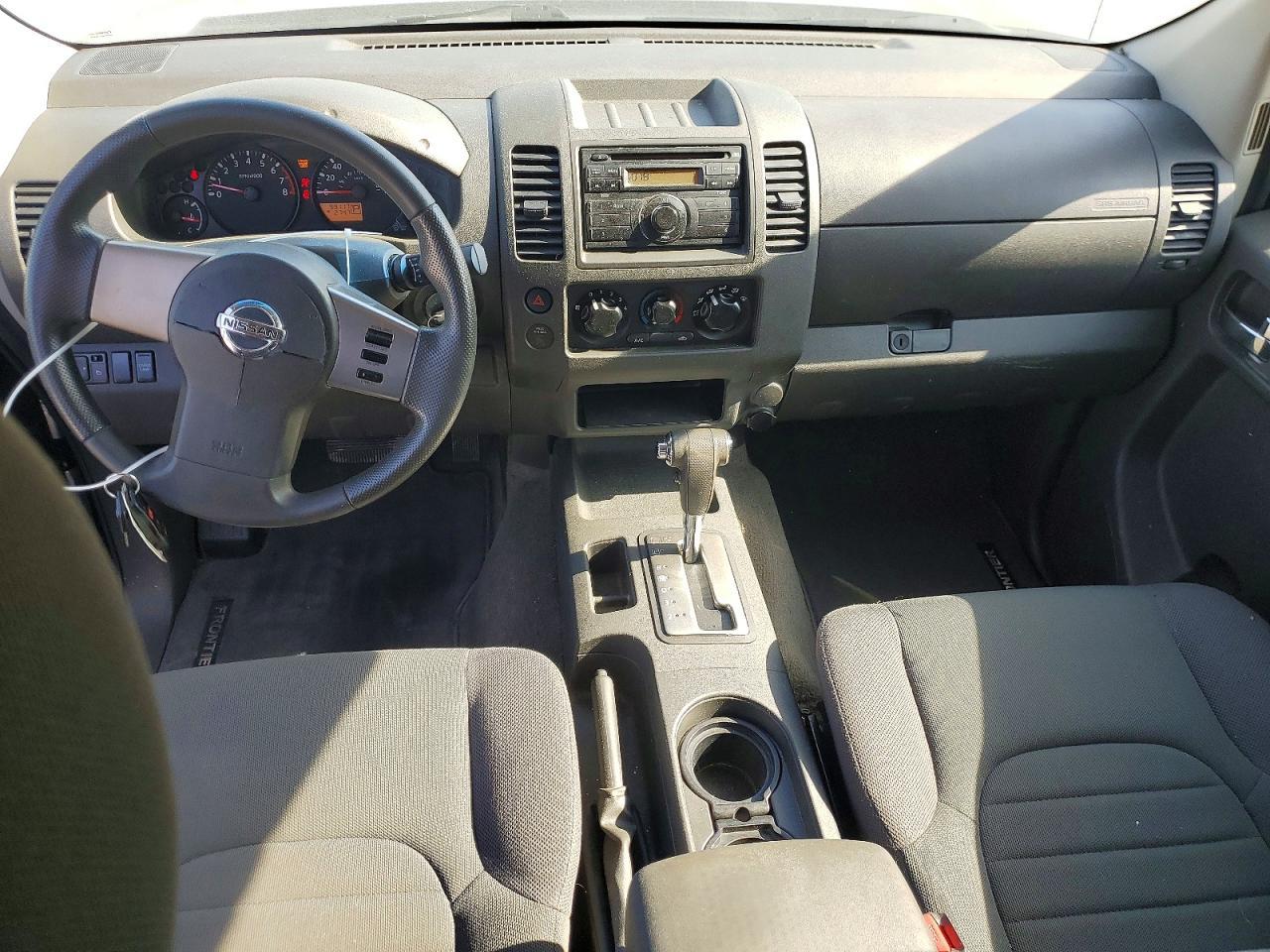 2009 Nissan Frontier XE