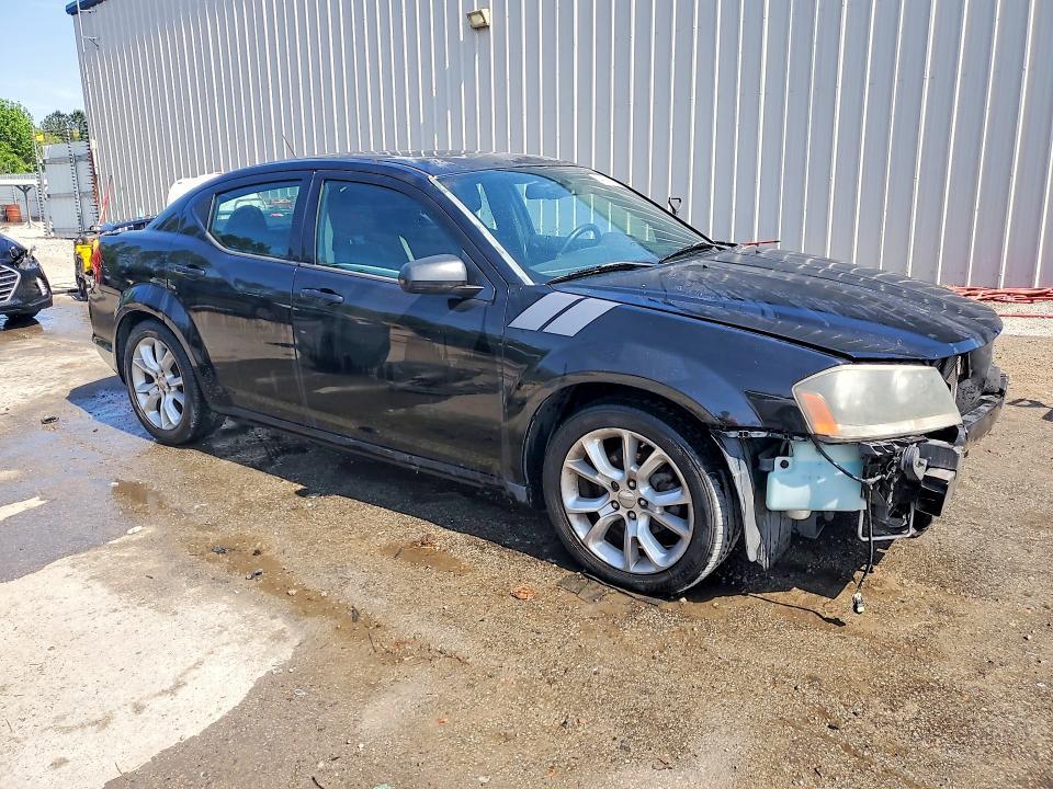 2014 Dodge Avenger r