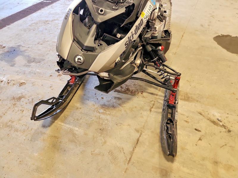 2023 Skidoo MXZ800