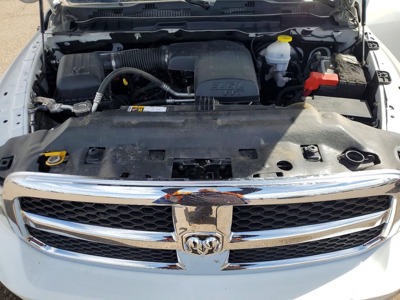 2024 Dodge RAM 1500 Classic SLT