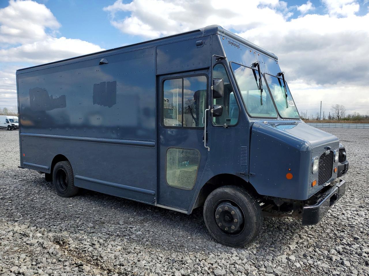2021 Freightliner Chassis M Line WALK-IN Van