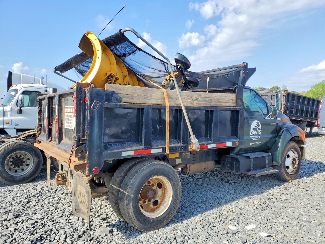 2005 Ford F650 Super Duty Dump Truck