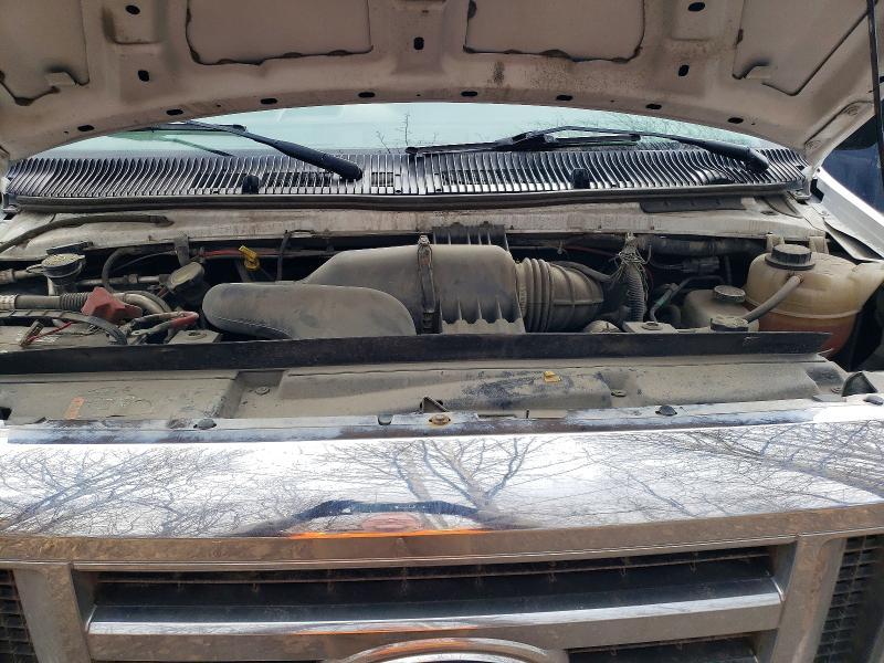 2017 Ford Econoline E350 Super Duty Cutaway Van