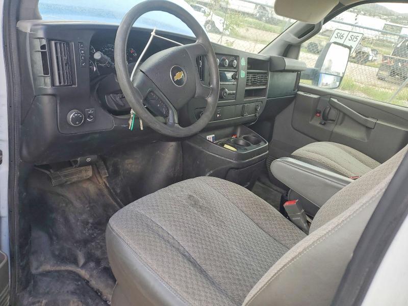 2018 Chevrolet Express BOX Truck