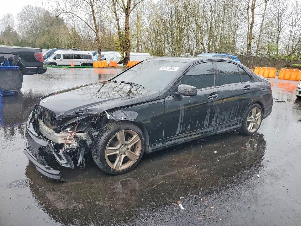 2011 Mercedes-Benz C300