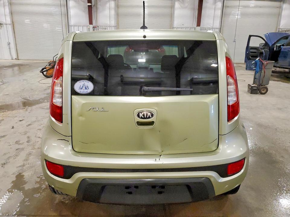 2013 KIA Soul Base