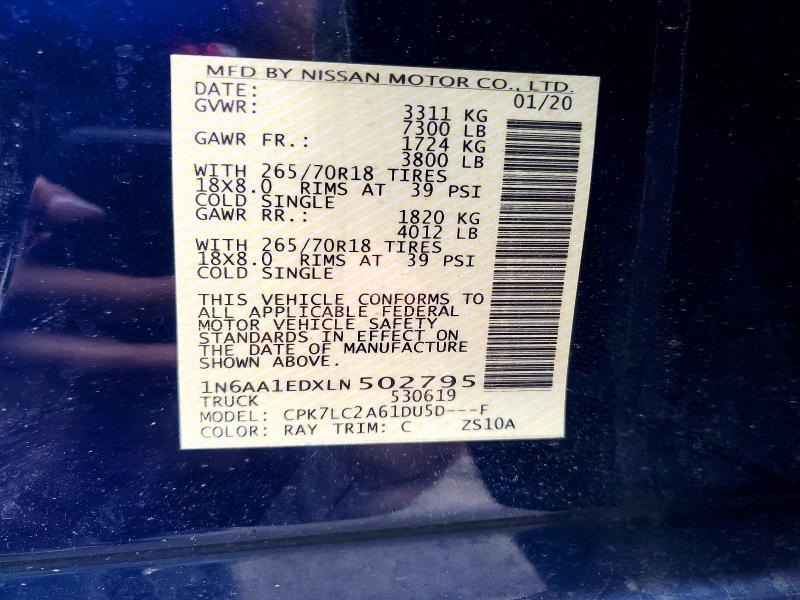 2020 Nissan Titan SV