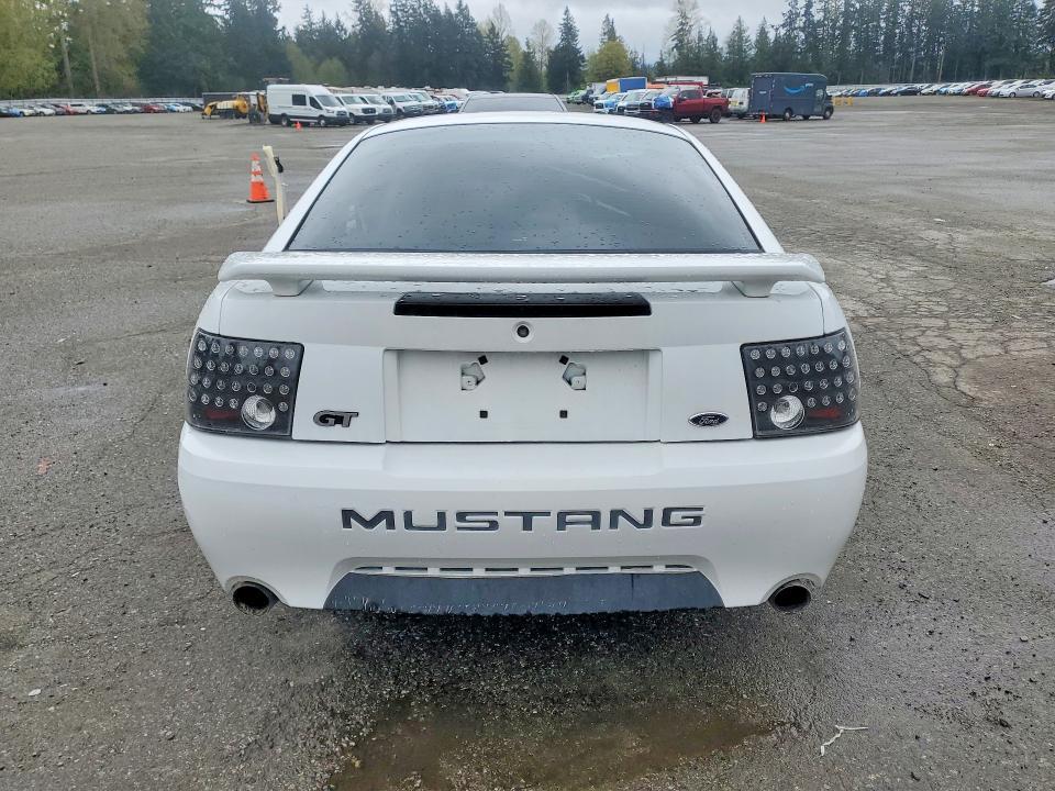 2004 Ford Mustang gt