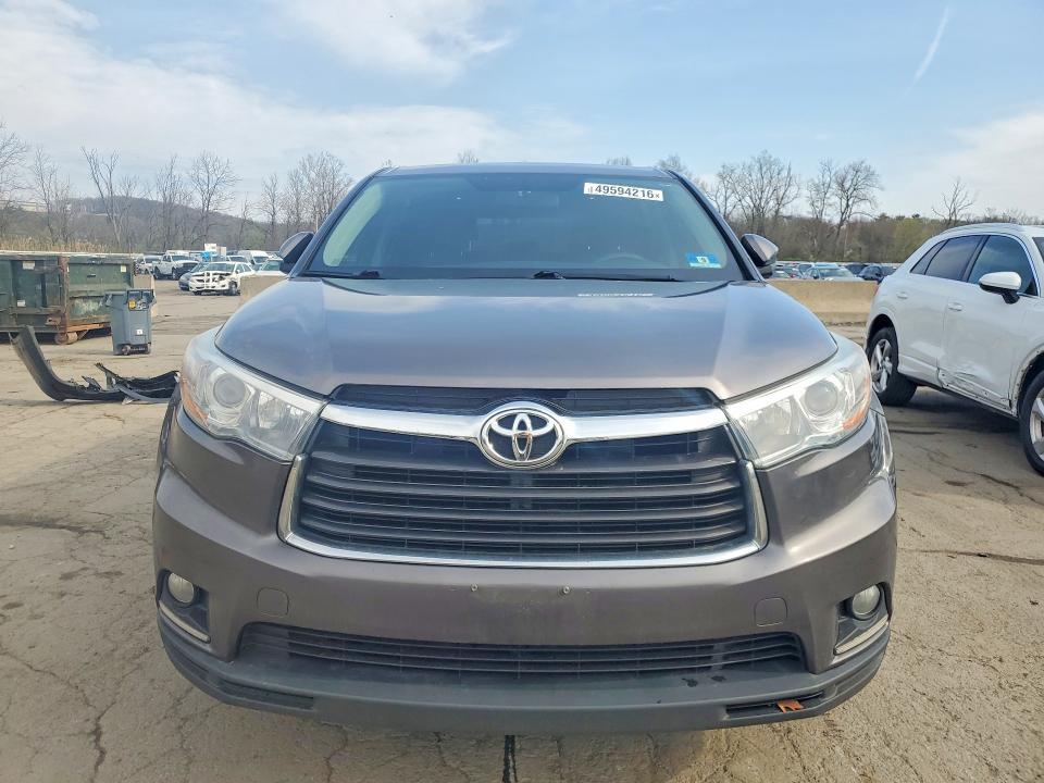 2016 Toyota Highlander le