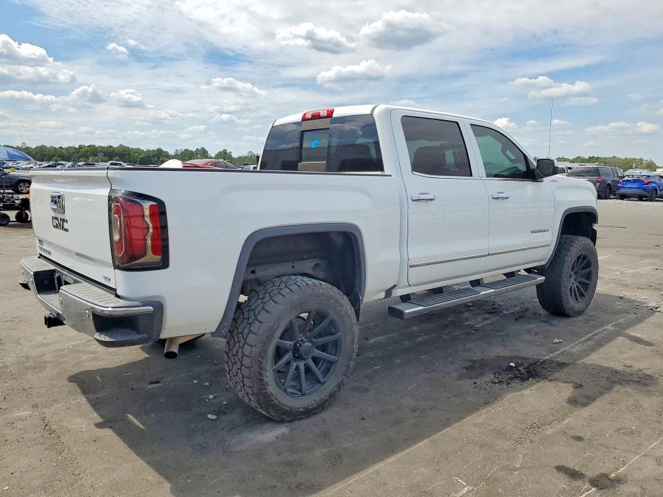 2018 GMC Sierra K1500 SLT