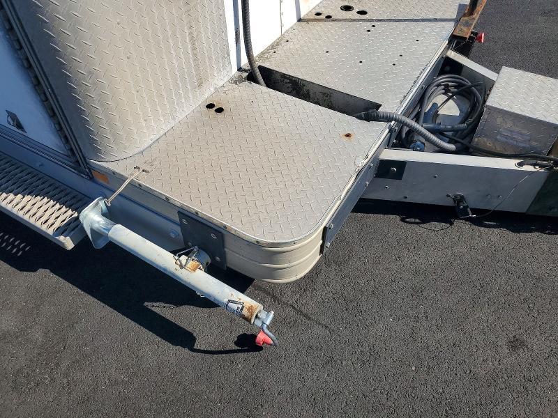 2000 Pelsue Fiber Optic Splicing Trailer