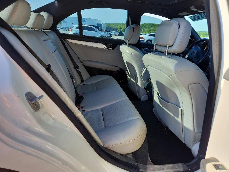 2011 Mercedes-Benz C300