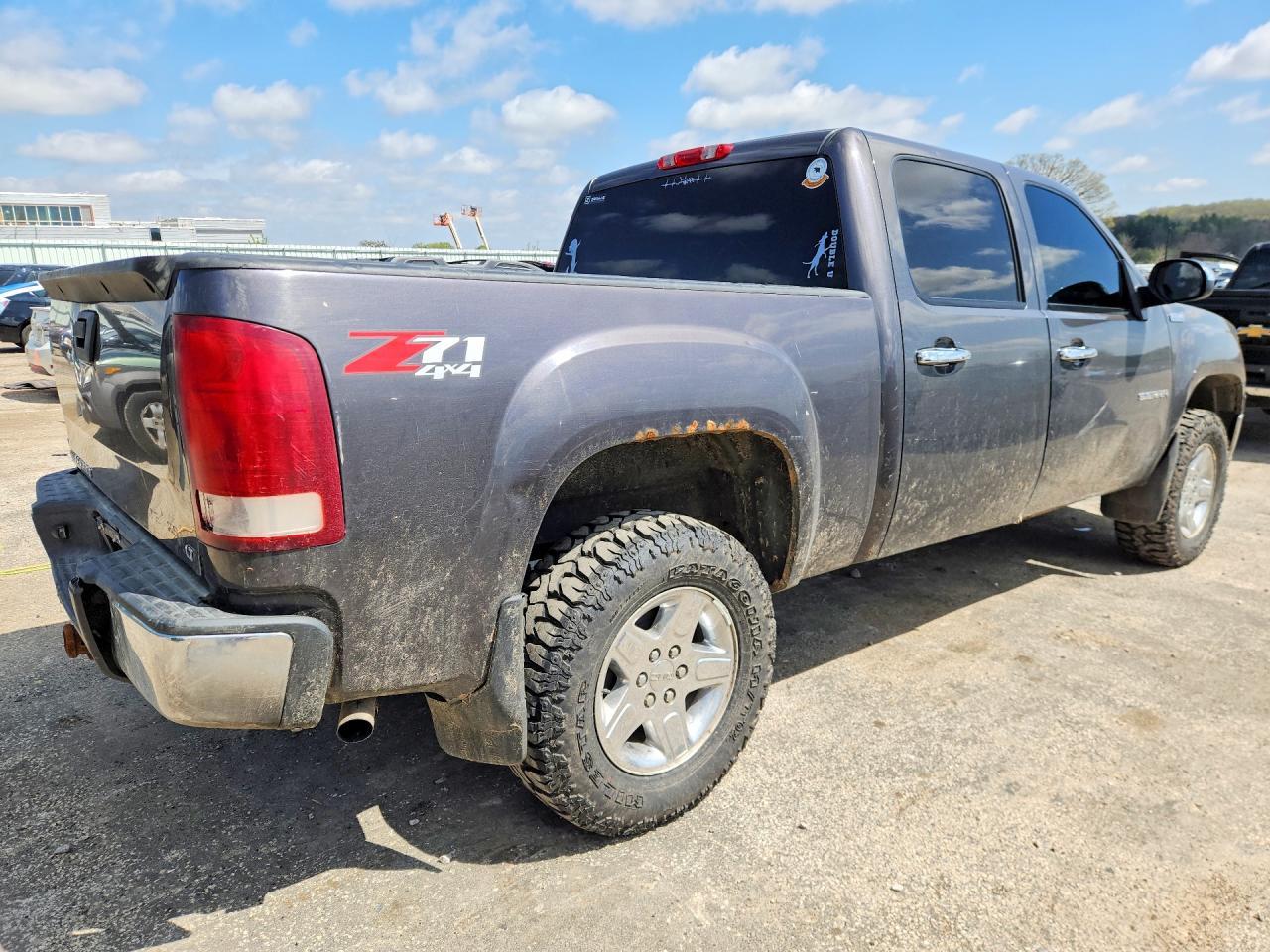 2011 GMC Sierra K1500 SLE