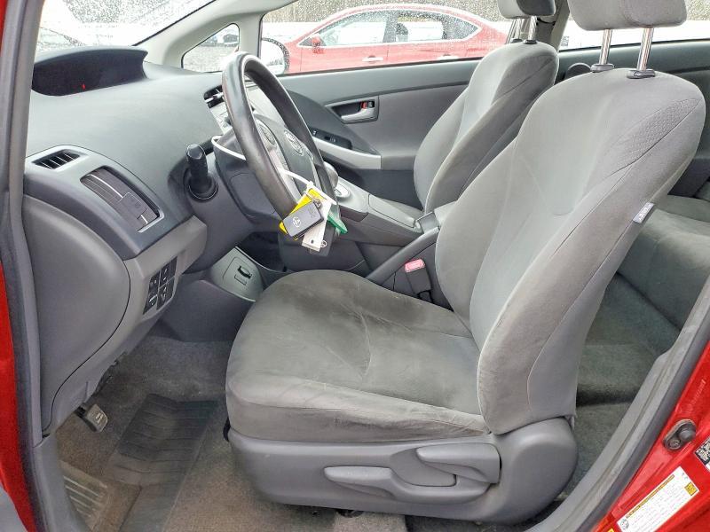2010 Toyota Prius iii