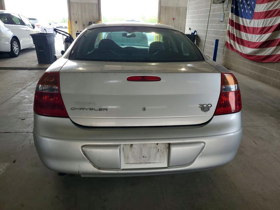 2004 Chrysler 300m