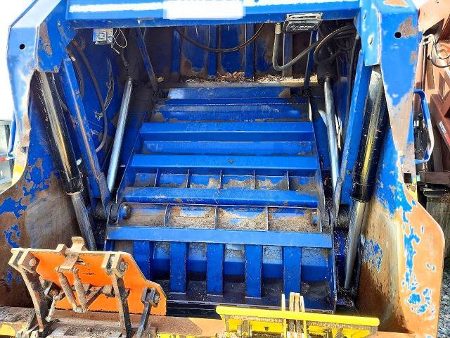 2010 Mack Mru600 Refuse Truck