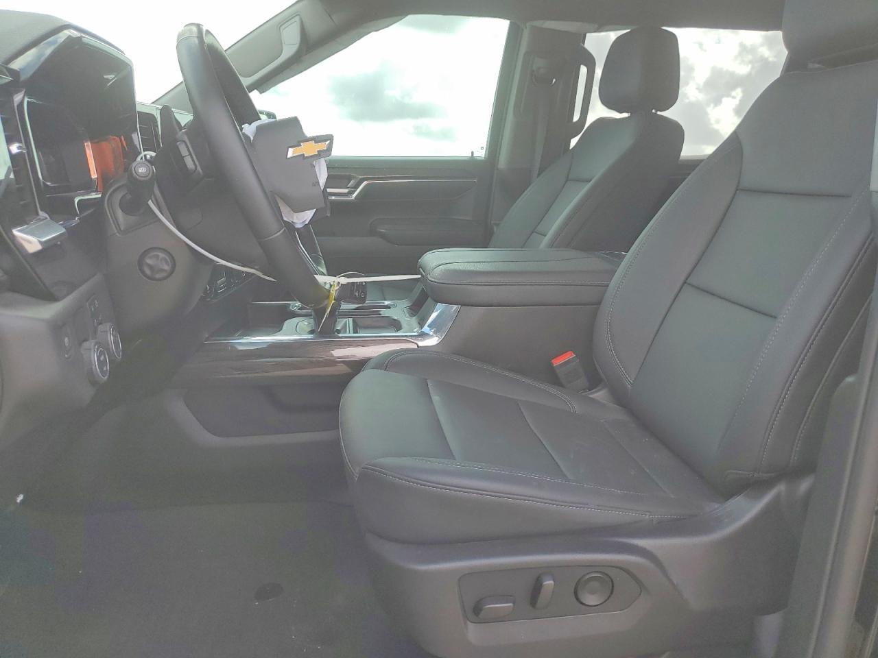 2024 Chevrolet Silverado C1500 LTZ