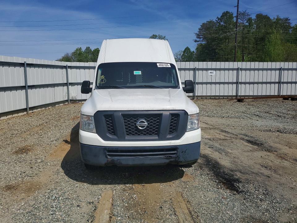 2014 Nissan NV 2500 Delivery Van