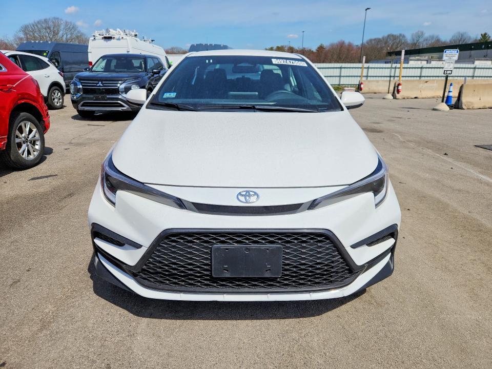 2025 Toyota Corolla se