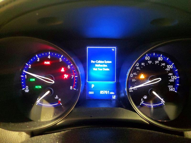 2018 Toyota C-hr xle Premium