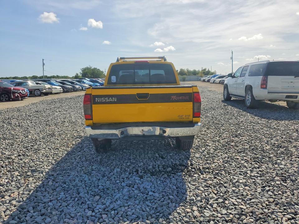 2000 Nissan Frontier XE