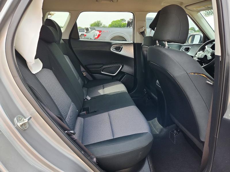 2022 KIA Soul lx