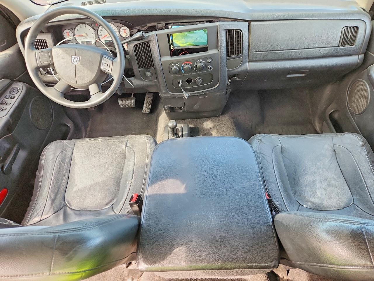 2004 Dodge RAM 1500 ST