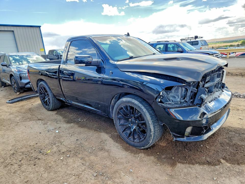 2014 Dodge RAM 1500 Sport