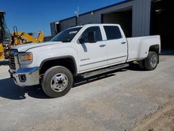Camiones salvage sin ofertas aún a la venta en subasta: 2015 GMC Sierra C3500 SLT