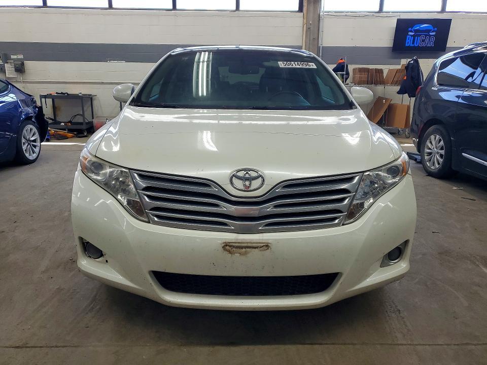 2010 Toyota Venza awd V6