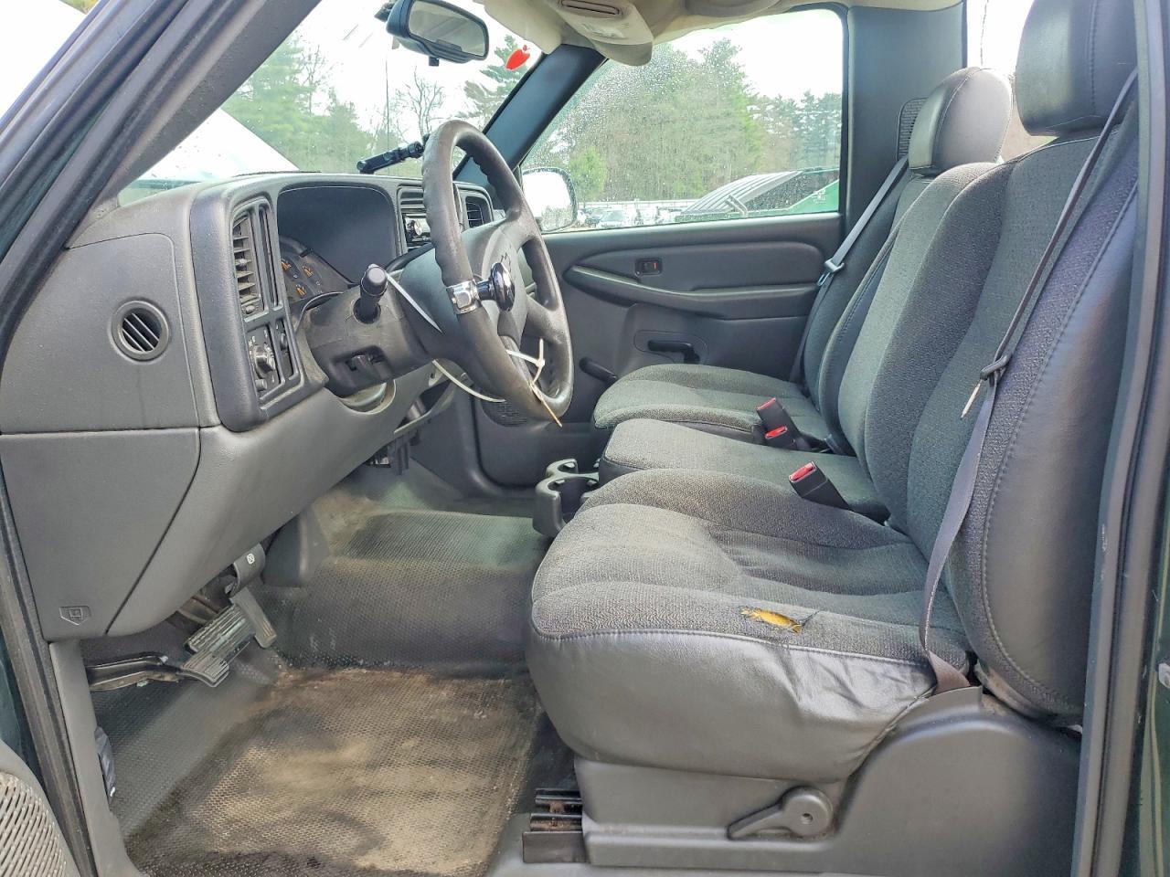 2004 Chevrolet Silverado C1500