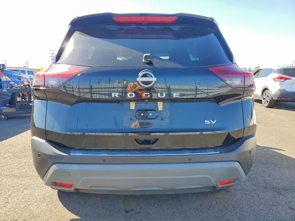 2022 Nissan Rogue sv