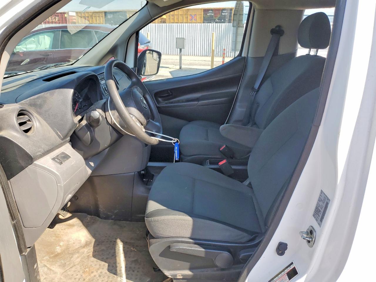 2017 Nissan NV200 S