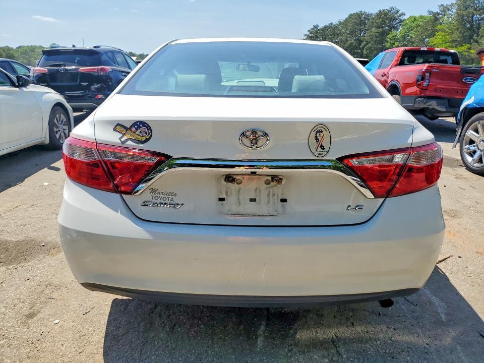 2017 Toyota Camry le