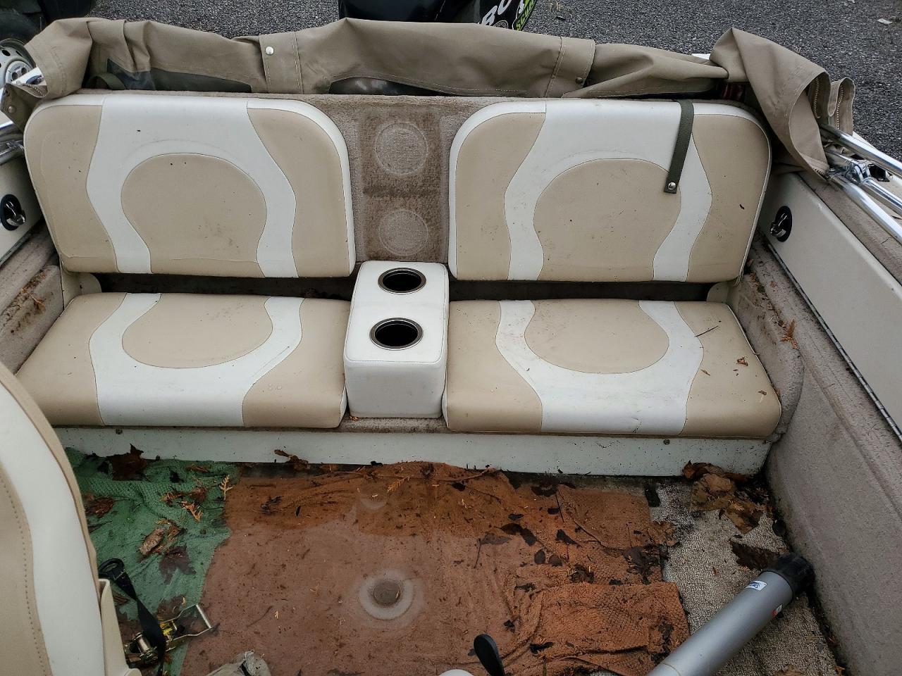 2011 Legend Craft Boat