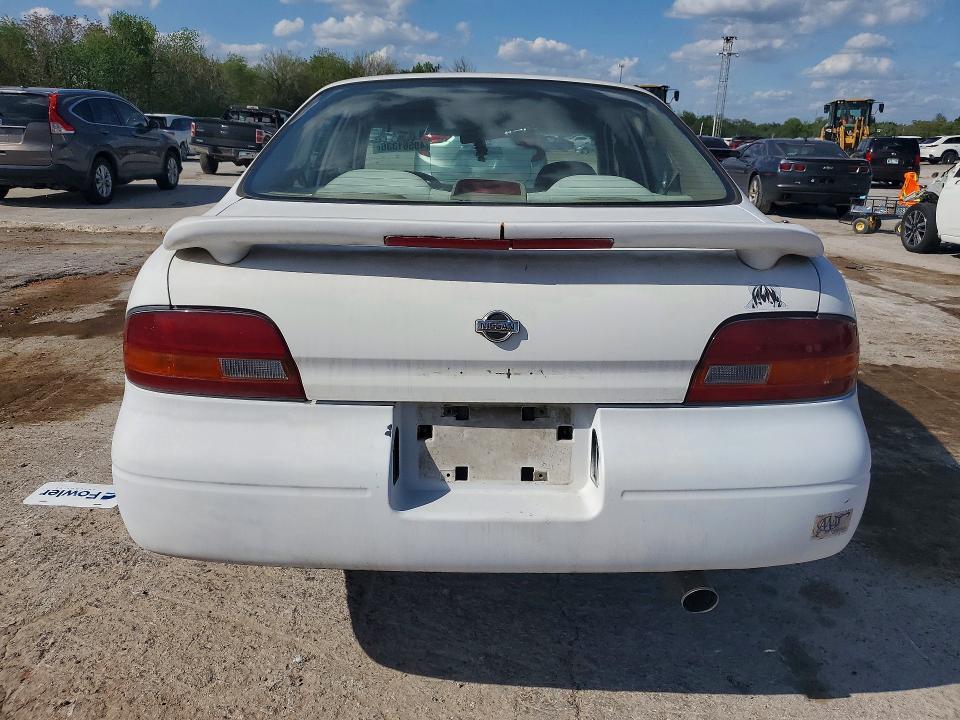 1994 Nissan Altima xe