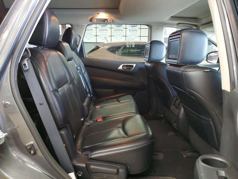 2016 Niss Pathfinder Platinum