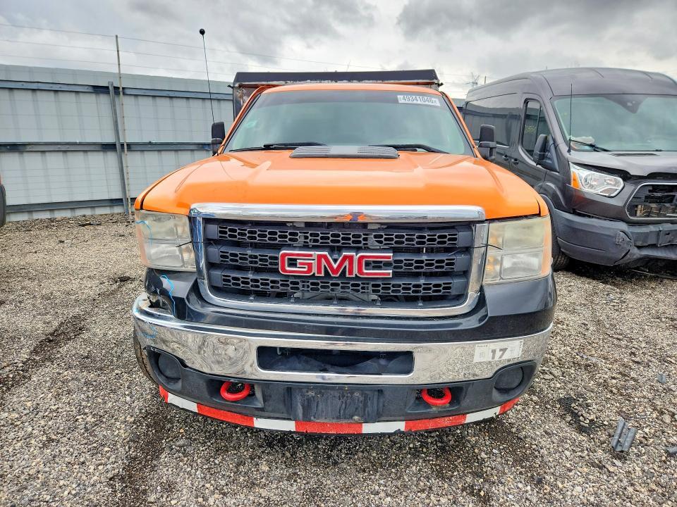 2011 GMC Sierra C2500 BOX Truck