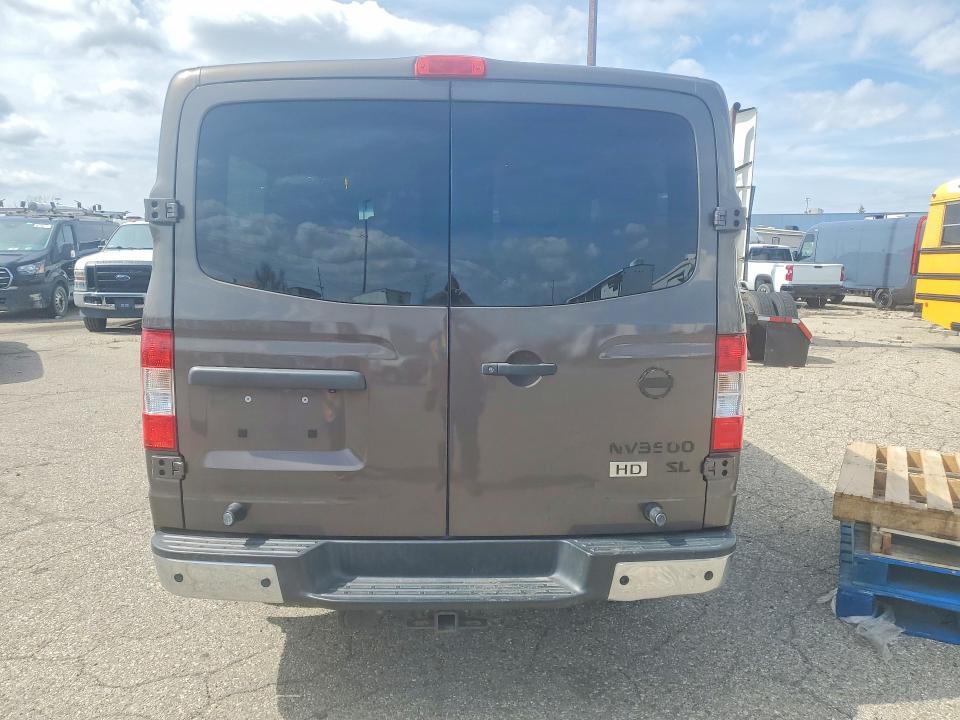 2016 Nissan NV 3500 HD SL