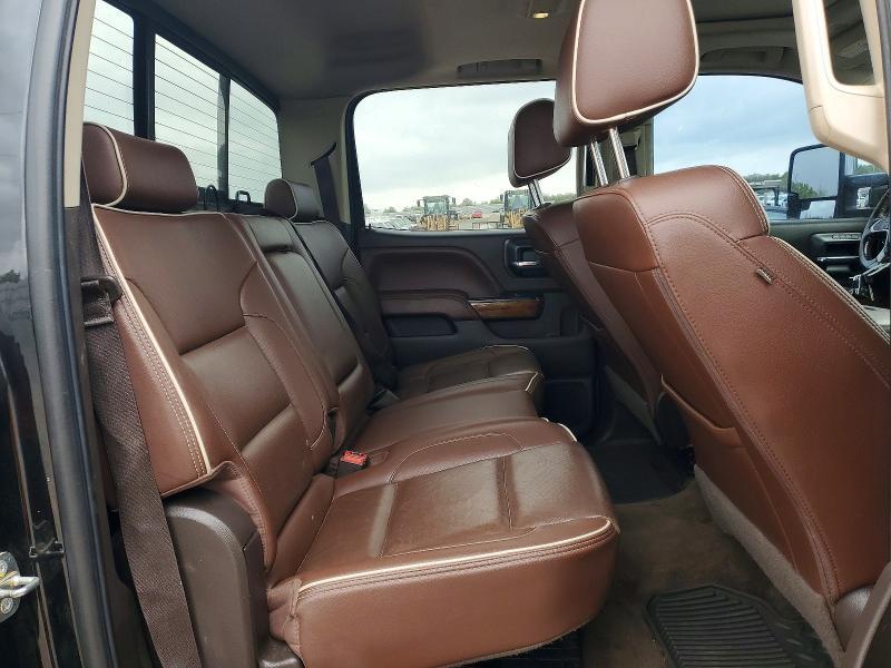 2018 Chevrolet Silverado K2500 High Country