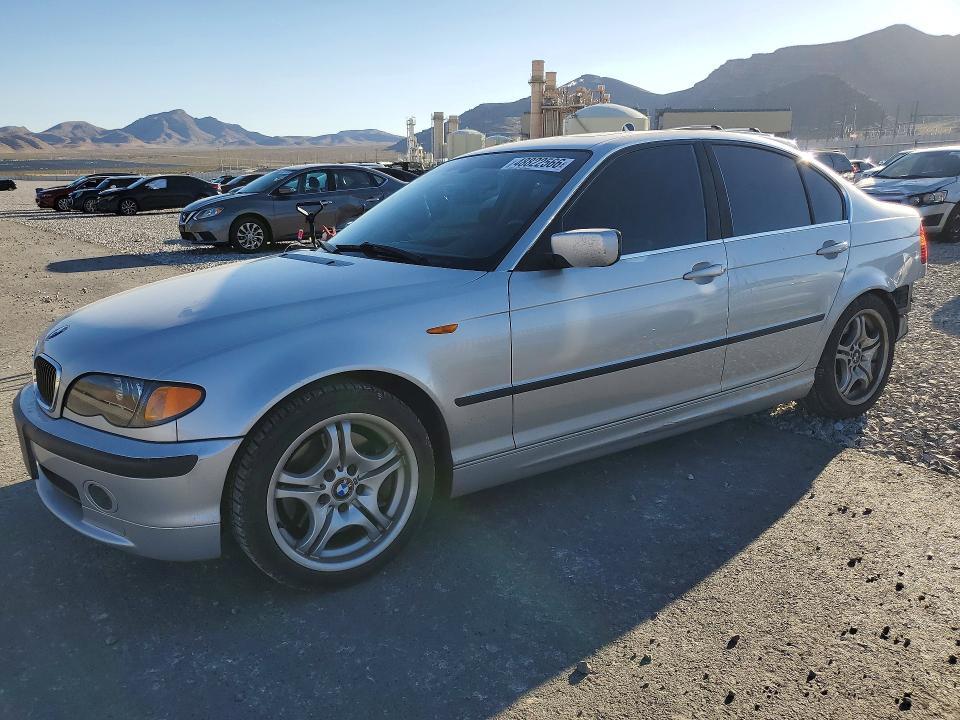 2004 BMW 330 i