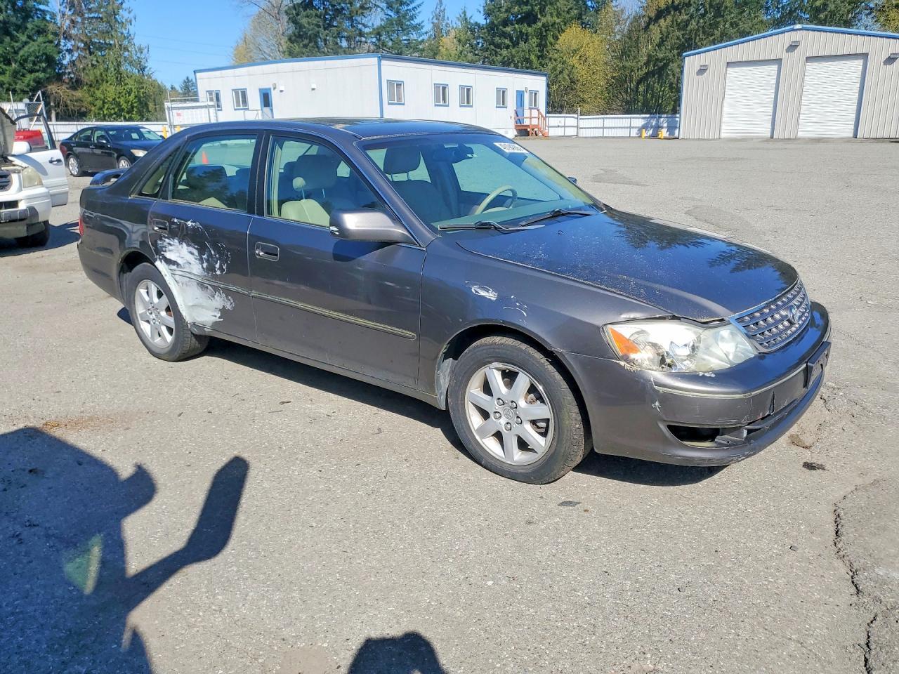 2003 Toyota Avalon xl