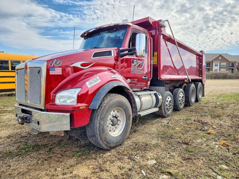2019 Kenworth T880 Dump Truck