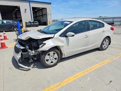 KIA Forte lx Vehiculos salvage en venta: 2015 KIA Forte lx