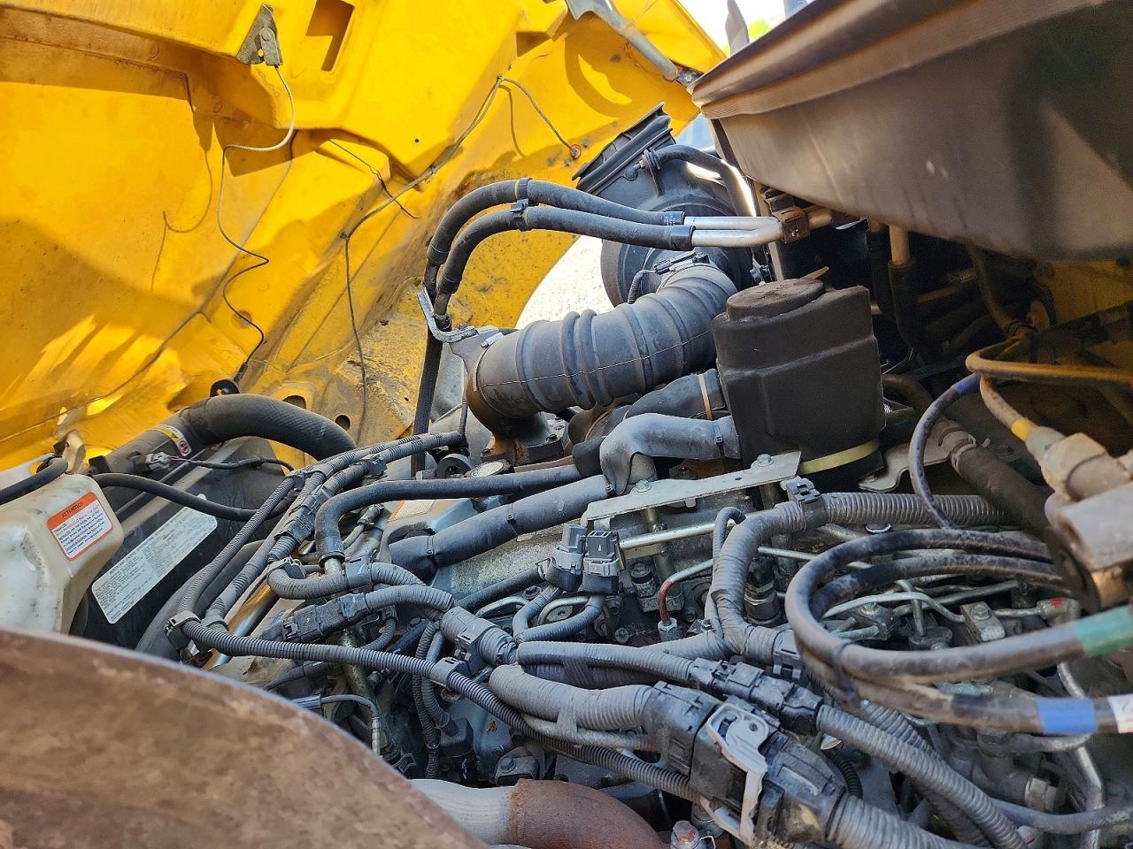 2019 Hino 258/268 BOX Truck