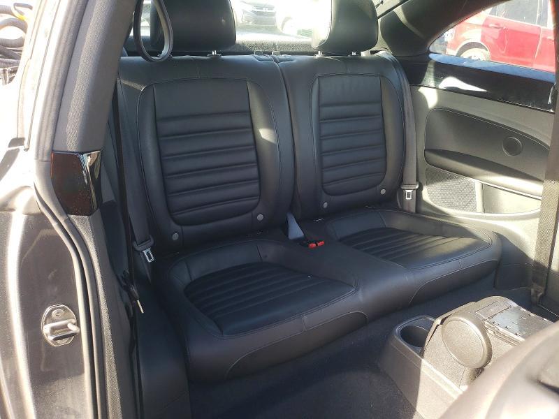 2012 Volkswagen Beetle Turbo