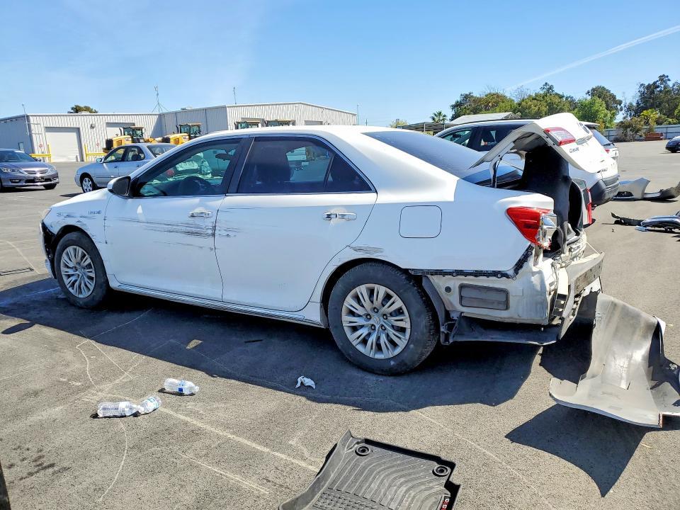 2012 Toyota Camry Hybrid le