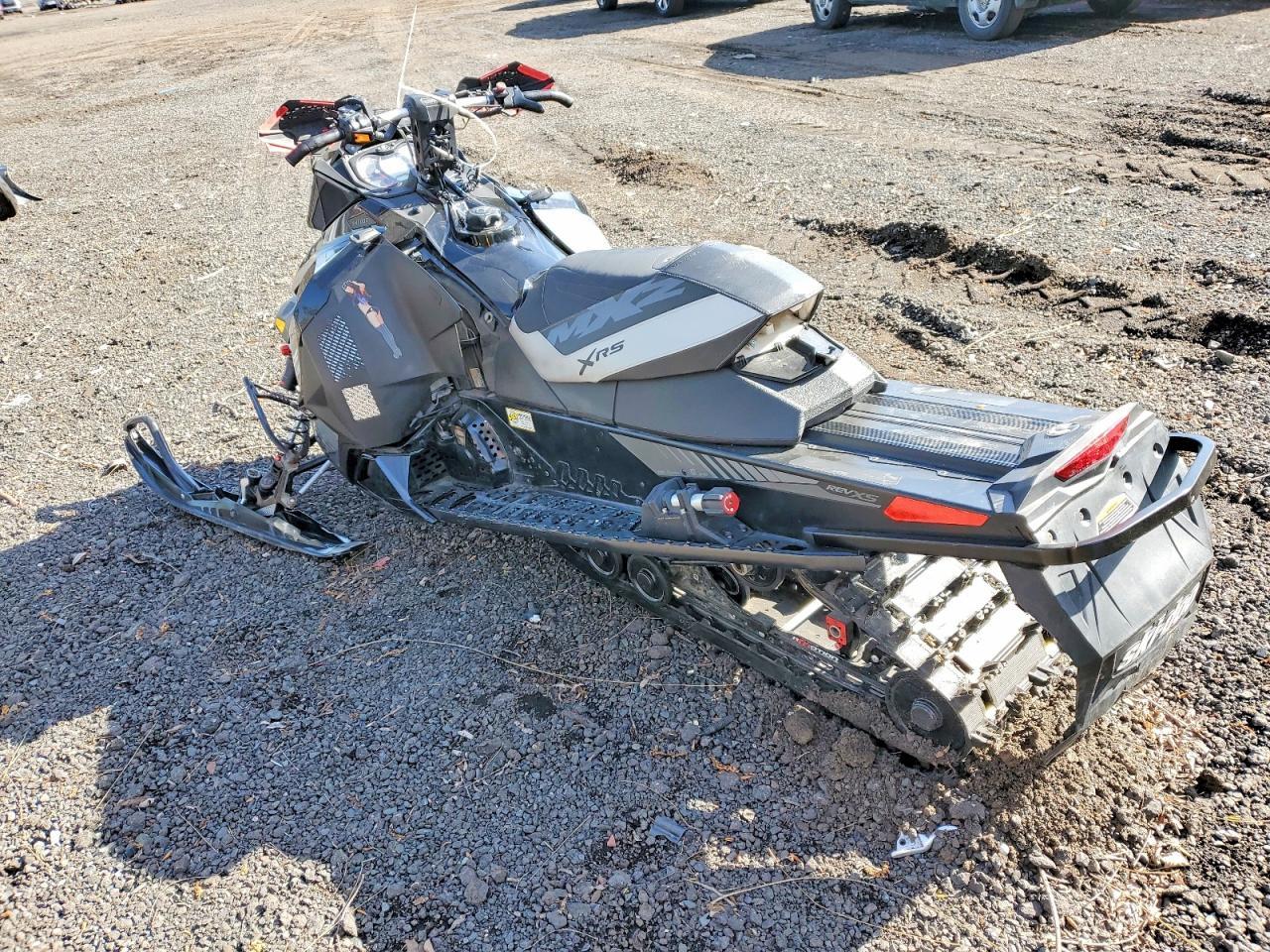 2017 Skidoo Renegad