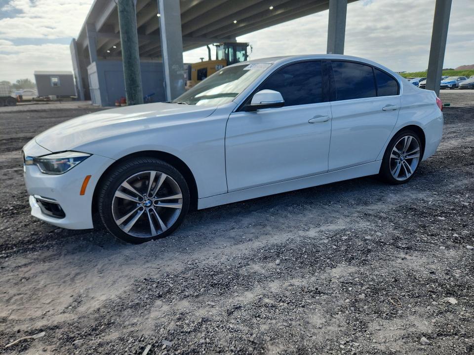 2018 BMW 330 i